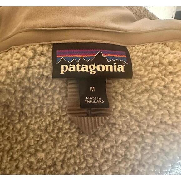 Patagonia Women’s Gray Quarter-Zip Sweater Fleece Pullover – Size M - Picture 3 of 3